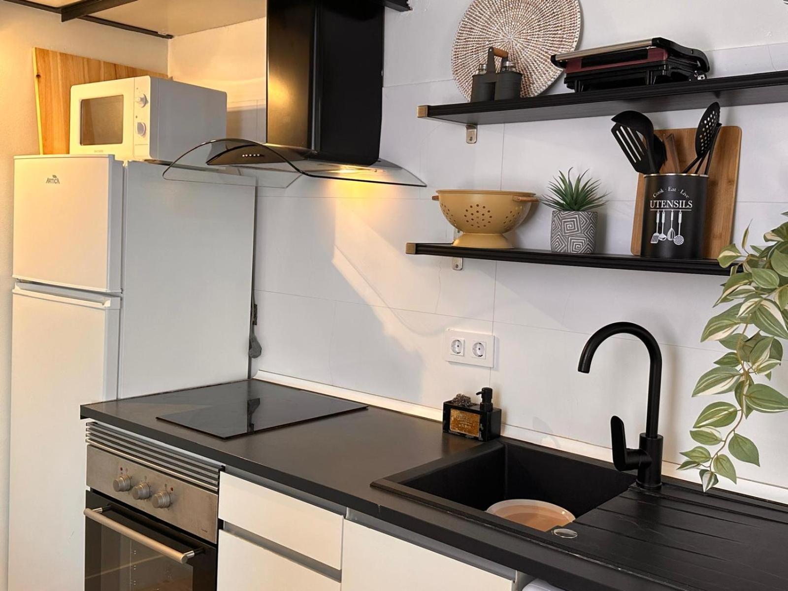 Apartaestudio Muy Proximo Valencia Burjassot Εξωτερικό φωτογραφία